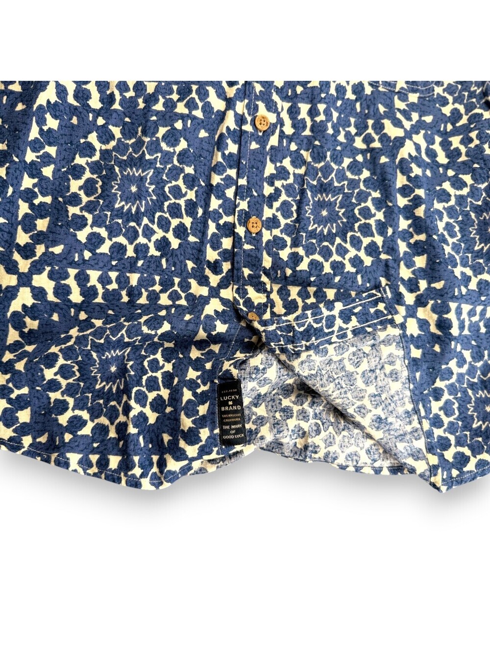 π Lucky Brand Blue Floral Hawaiian Short Sleeve Shirt Small - Picture 5 of 9